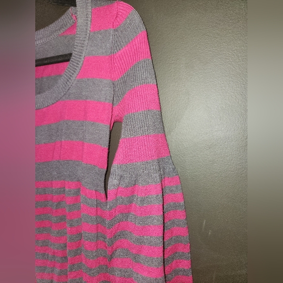 Sweater Dress - Picture 4 of 11